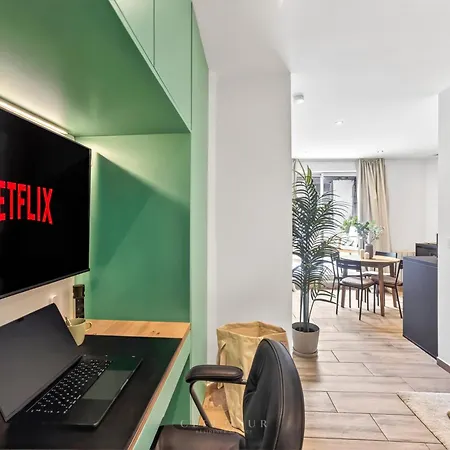 Petit Paradis - Terrasse Privée - 100m De La Gare Appartement Hénin-Beaumont